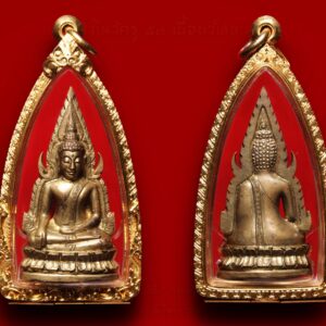 พระพุทธชินราชอินโดจีน วัดสุทัศน์ มีโค๊ต ปี ๒๔๘๕ พิมพ์แต่งยุคแรก โดยช่างโอเล็ก องค์ที่ 18 พร้อมเลี่ยมตลับทอง สั่งทำ 18.7 กรัม
