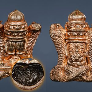 ปิดตาพังพระกาฬ รุ่นโคตรเศรษฐี หรือที่เรียกว่า ปิดตาผีเสื้อปี พ.ศ 2549 วัดโพธิ์ประสิทธิ์ รุ่นดังในอดีต เนื้อทองแดงเทวรังสีสภาพสวยนอนกล่อง