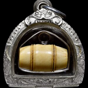 ตะโพน หลวงพ่อภักตร์ วัดโบสถ์ ตะโพน(กระดูกกลึงนิยม) สุดยอดพุทธคุณด้านชื่อเสียง ค้าขาย เมตตา