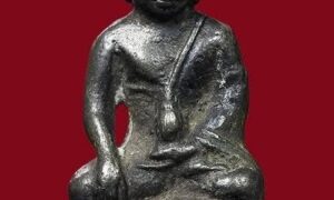 พระกริ่งฟ้าลั่น เจ้าคุณศรีประหยัด หรือ พระกริ่ง79 เสาร์๕ ฟ้าลั่น เบ้า2