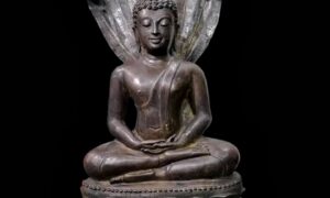 พระพุทธรูปปางนาคปรก หน้าตัก 9 นิ้ว บางท่านเรียกเชียงใหม่ยุคกลาง บางคนก็ว่าเชียงแสนยุคปลาย