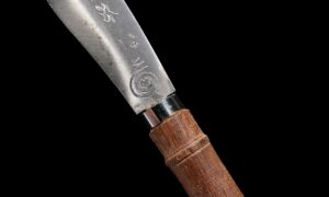 มีดหมอพรายพยัคฆ์ หมายเลข ๗๖ ขนาด 7 นิ้ว สร้างน้อย 108 เล่ม