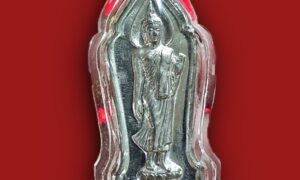 พระ 25 พุทธศตวรรษ เนื้อชินตะกั่ว พิมพ์พระศกจุด ปี 2500 พระยอดนิยมตลอดกาล พิธีใหญ่ระดับประเทศ มวลสารเข้มขลัง และมีประสบการณ์สูง